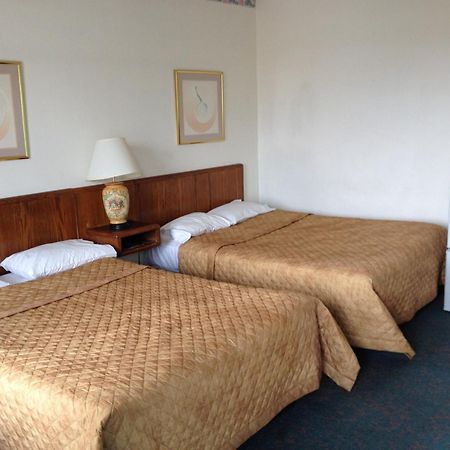 Rainbow Motor Inn - Fallsview Niagarawatervallen Buitenkant foto