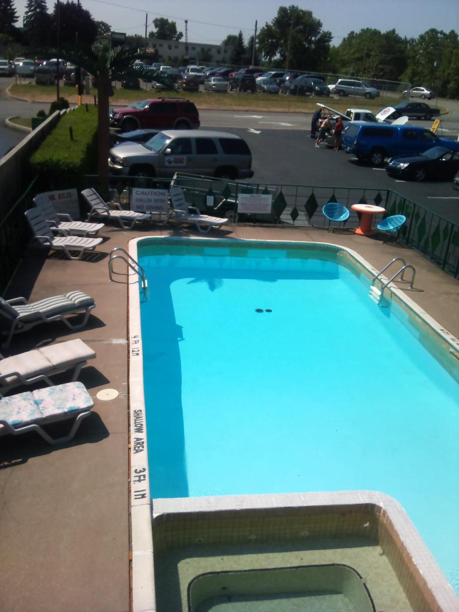Rainbow Motor Inn - Fallsview Niagarawatervallen Buitenkant foto