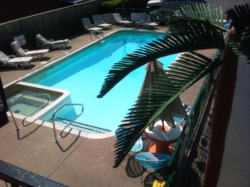 Rainbow Motor Inn - Fallsview Niagarawatervallen Buitenkant foto